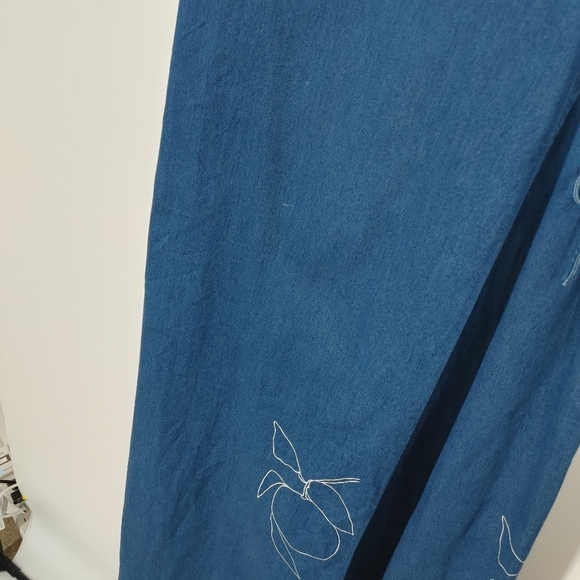 Millie & Lou Faux Wrap Midi Dress - Picture 5 of 9